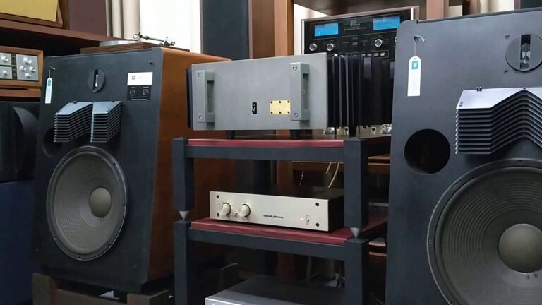 Krell KSA 80 B: Potência e Precisão em Amplificação