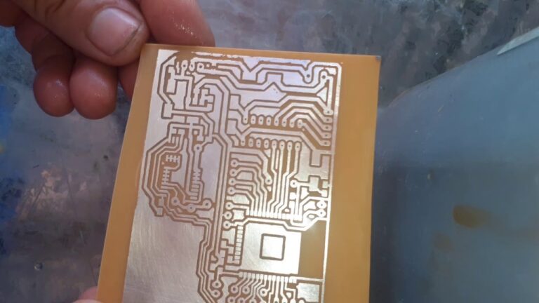 Como Fazer Placa de Circuito Impresso Usando Ferro de Passar
